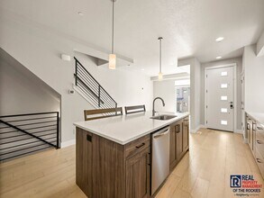828 Cherokee Dr in Fort Collins, CO - Foto de edificio - Building Photo