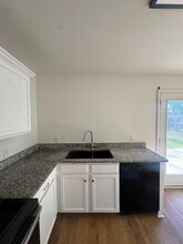 172 Cloverbrook Dr in Harvest, AL - Building Photo - Building Photo