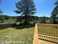 2178 Skyview Dr photo'