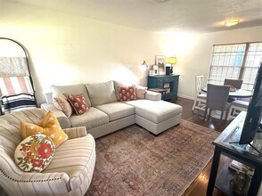2222 Althea Dr in Houston, TX - Building Photo - Building Photo