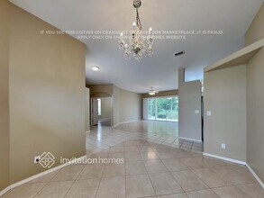 3718 72nd Terrace E in Sarasota, FL - Building Photo - Building Photo