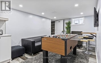 3 Mary St E in St Thomas, ON - Building Photo - Building Photo