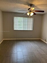 1755 Village Blvd in West Palm Beach, FL - Building Photo - Building Photo