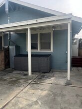 640 W 16th St, Unit 2 in San Pedro, CA - Foto de edificio - Building Photo