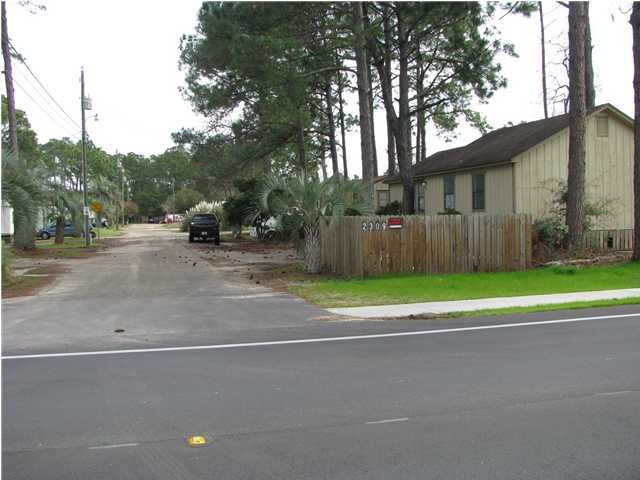 Laurie Ave. Mobile Home Park in Panama City Beach, FL - Foto de edificio - Building Photo