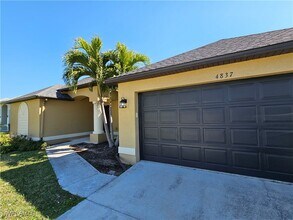 4837 SW 24th Ave in Cape Coral, FL - Building Photo - Building Photo