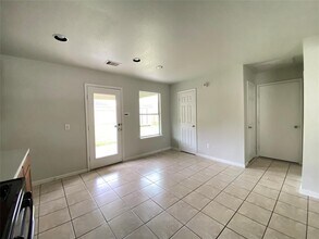21614 Rain Leaf Ct in Humble, TX - Building Photo - Building Photo