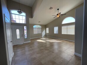 3301 Sabino Canyon St in Las Vegas, NV - Building Photo - Building Photo
