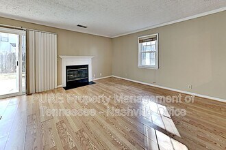 473 Claircrest Dr in Nashville, TN - Building Photo - Building Photo