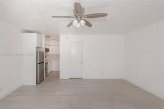 2901 Polk St in Hollywood, FL - Building Photo - Building Photo