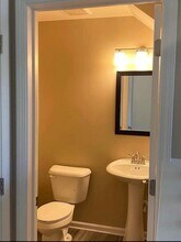 249 Lake Cove Dr in Delaware, OH - Building Photo - Building Photo