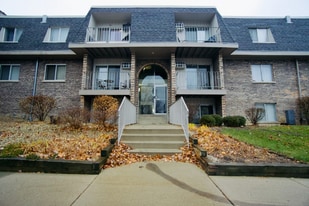 866 Crimson Ct in Prospect Heights, IL - Building Photo