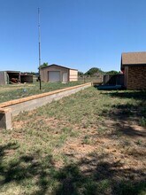 1788 S Roosevelt Rd 6 1/2 in Portales, NM - Building Photo - Building Photo