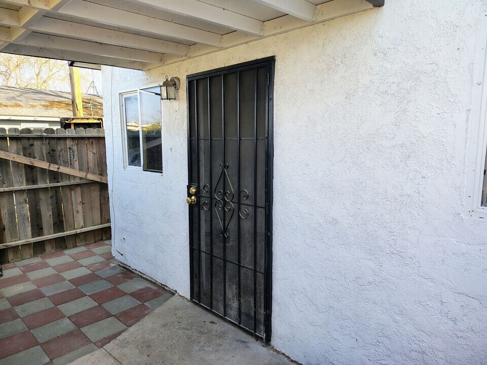 710 Sequoia Dr in Bakersfield, CA - Building Photo