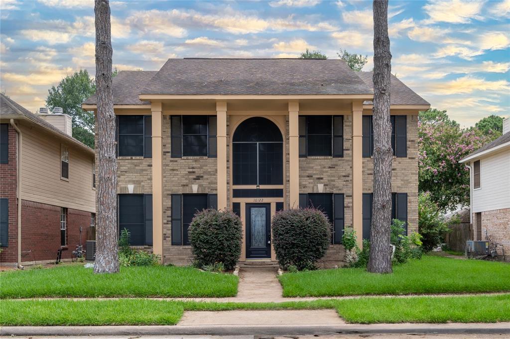 16122 Cairngorm Ave in Houston, TX - Building Photo
