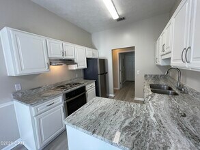 140 Treasure Palm Dr in Panama City Beach, FL - Building Photo - Building Photo