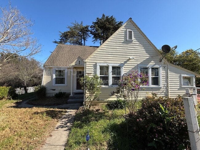 property at 39 Paddon Rd