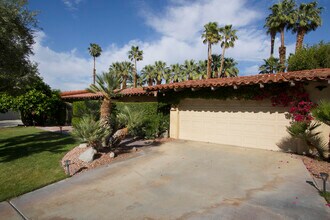 40080 Via Buena Vista in Rancho Mirage, CA - Building Photo - Building Photo