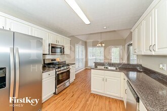 3496 Heathervale Way SW in Conyers, GA - Foto de edificio - Building Photo