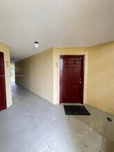 12400 Vista Isles Dr in Plantation, FL - Building Photo - Building Photo