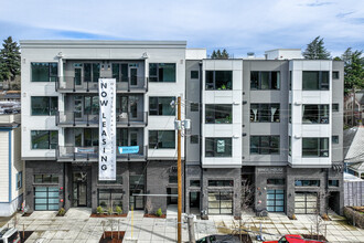 Wheelhouse Lofts 2 in Portland, OR - Building Photo - Building Photo