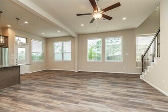 16102 Northern Cardinal Ln in Cypress, TX - Foto de edificio - Building Photo