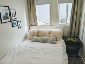 308 Seaview St, Unit 308 Seaview in Manhattan Beach, CA - Building Photo - Building Photo