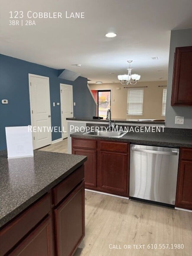 123 Cobbler Ln in Pottstown, PA - Building Photo - Building Photo