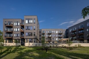 Starkweather Place in Madison, WI - Building Photo