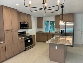 1556 29th Ave in Vero Beach, FL - Building Photo - Building Photo