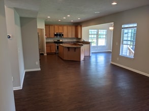 10452 Joyce Ct in Aurora, OH - Building Photo - Building Photo