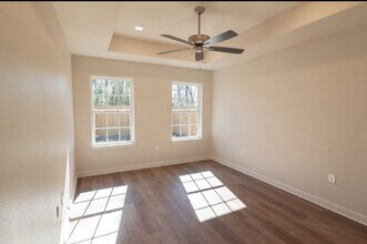 8449 Garrett Dr in Tyler, TX - Building Photo - Building Photo
