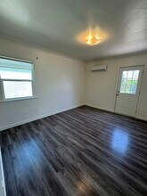 1156 Van Buren Ave in Los Angeles, CA - Building Photo - Building Photo