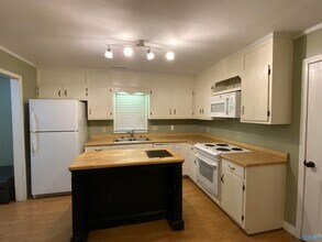 108 Pat St in Athens, AL - Building Photo - Building Photo