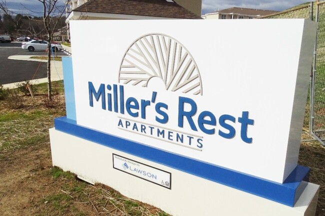 Miller's Rest Apartments in Lynchburg, VA - Foto de edificio - Building Photo