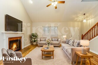 101 Brenden Loop, Unit B-315 in Delaware, OH - Foto de edificio - Building Photo