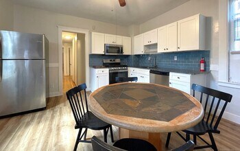 48 Lyon St in New Haven, CT - Building Photo - Building Photo