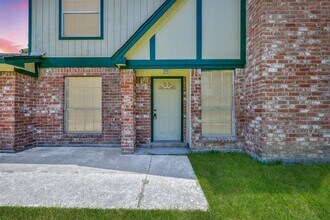 23814 English Oak Dr in Spring, TX - Building Photo - Building Photo