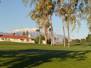 269 Vista Royale Cir W in Palm Desert, CA - Building Photo - Building Photo