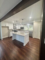 2713 Byington Beaver Ridge Rd in Knoxville, TN - Building Photo