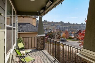 4375 Vista Pointe Dr in Medford, OR - Building Photo - Building Photo