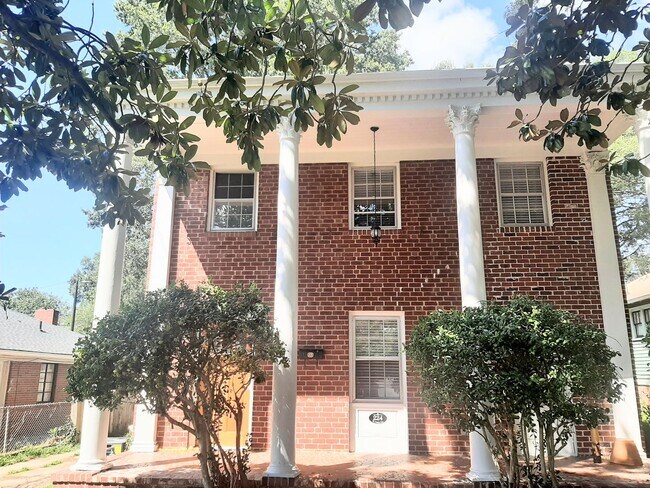 224 W Trinity Ave in Durham, NC - Building Photo - Building Photo