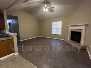13425 Warren Dr in Gulfport, MS - Foto de edificio - Building Photo