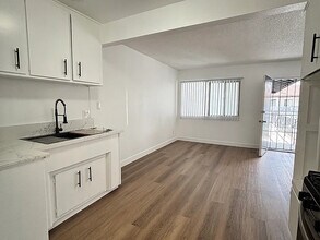 9361 Cellini Ave in Garden Grove, CA - Building Photo - Building Photo