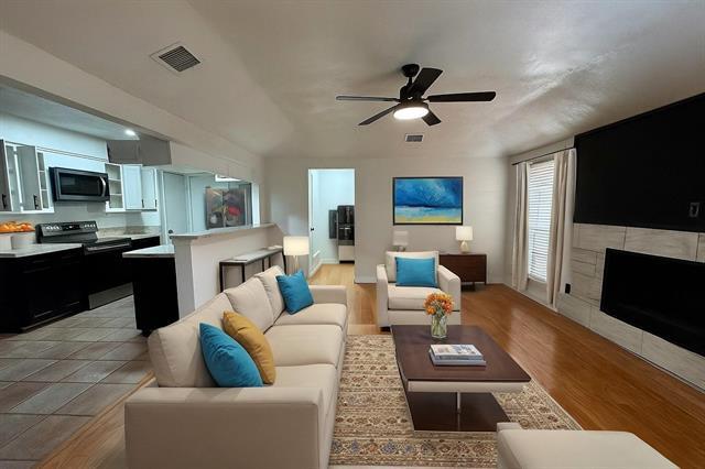 2700 Clemson Cir in Rowlett, TX - Building Photo - Building Photo