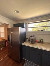 230 Broadview Dr in Spartanburg, SC - Foto de edificio - Building Photo