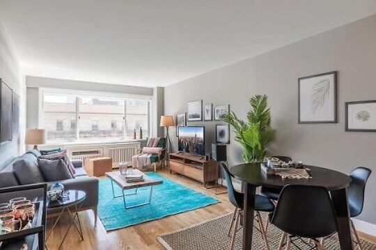 232 E 32nd St, Unit 3D in New York, NY - Building Photo