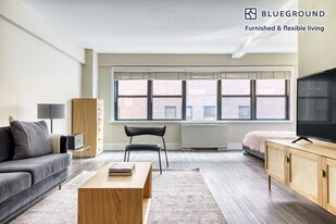 225 E 63rd St in New York, NY - Building Photo