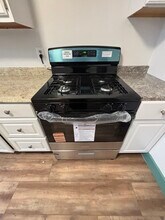 210 Lexington St in Boston, MA - Building Photo - Building Photo