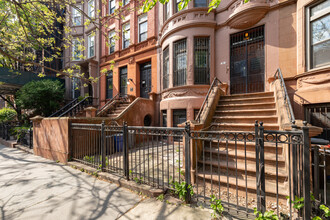 161 Hancock Street in Brooklyn, NY - Building Photo - Building Photo